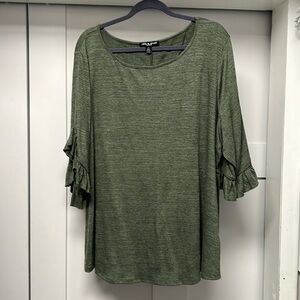 Cable & Gauge Women’s Top